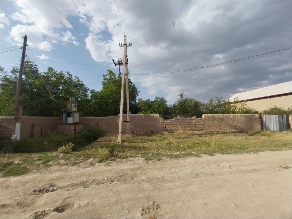 Ер участка сотилади. Самарканд вилояти Ургут тумани (Urgut shaxar emas