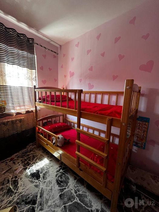 Detskiy krovat qizlar uchun