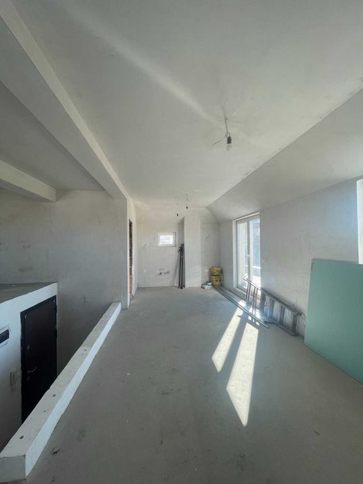 Продава се Двустаен апартамент в София, Надежда 4 - 174 кв.м за 996 €/кв.м - Снимка #1