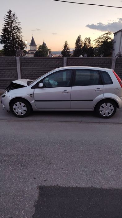FORD Festiva