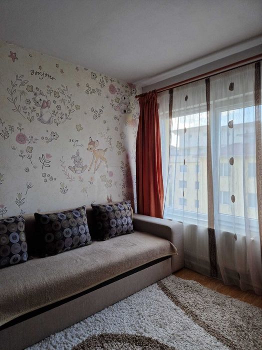 Apartament de închiriat _Strada Florilor