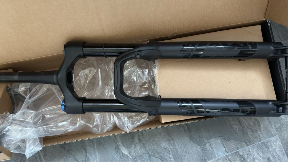 Вилка Fox rhythm  36  150mm ход