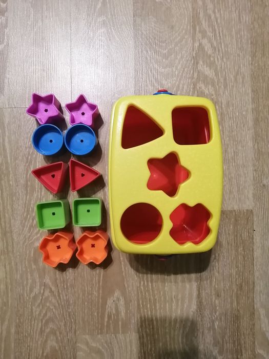 Развивающая игрушка для малыша