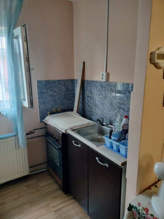 Vând garsonieră sector 5