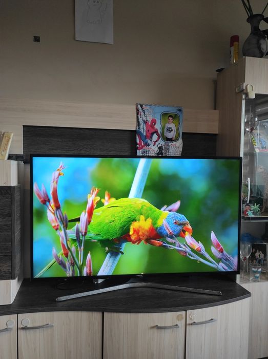 Смарт Телевизор SAMSUNG 50 инча Ultra HD 4K