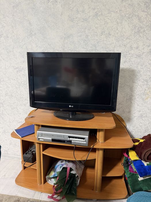 Продаю телевизор