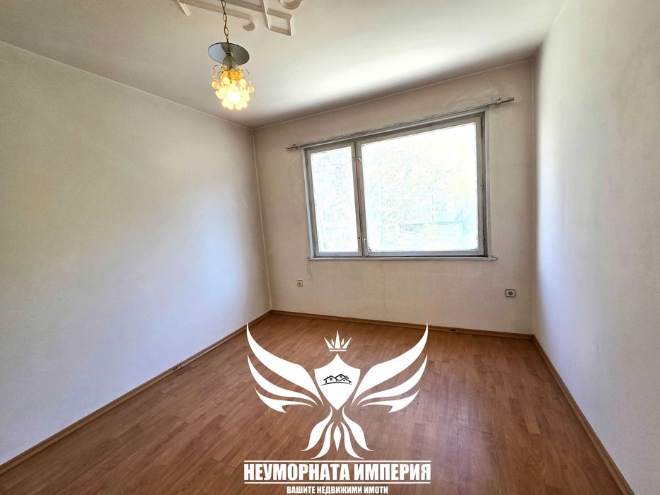 Дава се под наем Четиристаен апартамент в Асеновград - 108 кв.м за 400 € - Снимка #11