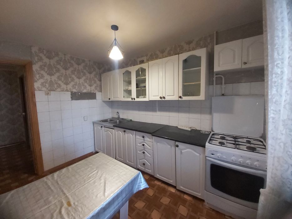 Сдаётся 2х ком.кв в мкр.Строитель