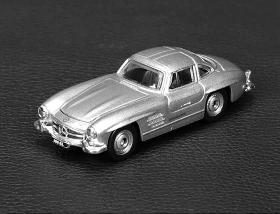 1/64  Bburago Mercedes benz 300SL