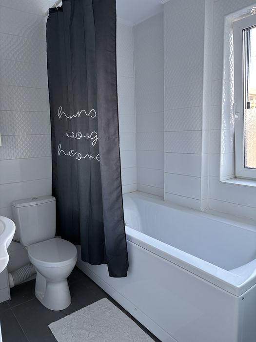 Vand ap 3 camere 2 bai 2 balcoane orientare SE