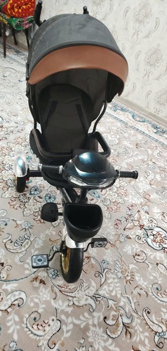 Трехколесный велосипед