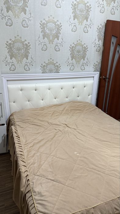Срочна продам спальный гарнитур!