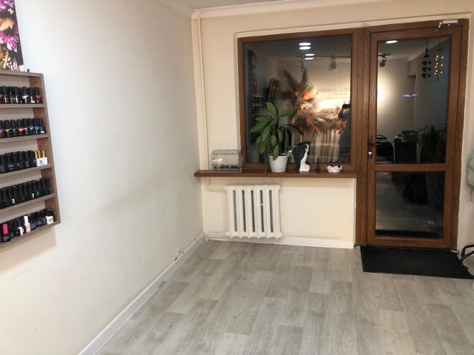 Сдается место в студии перманента