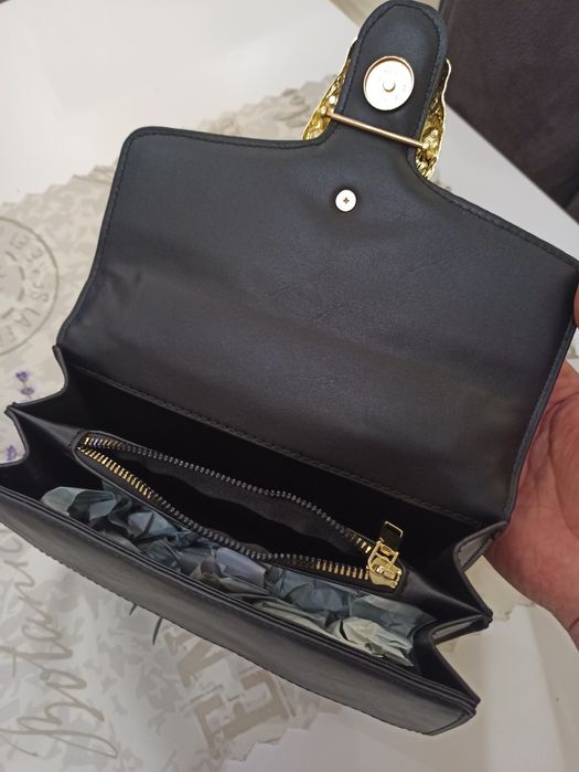 Продавам дамска чанта