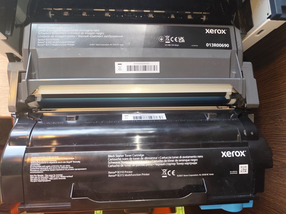 Продам принтер Xerox B310