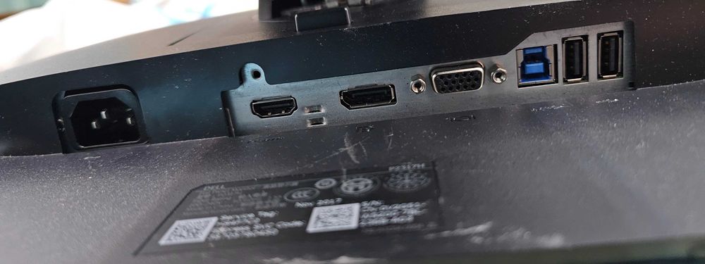 Monitor LED Dell 23", Full HD, VGA, HDMI, Display Port, USB, P2317H