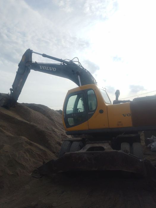 Ekskavator volvo