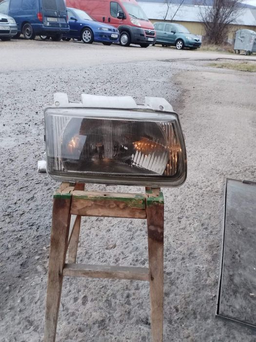 Десен фар за VW Polo, Polo Classic 97-2001 година