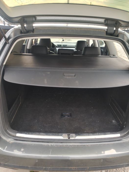 Продавам Volkswagen Passat b6 на части 2.0tdi 170 коня автоматик DSG