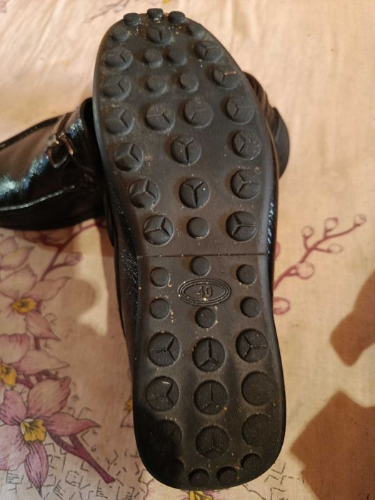 Pantofii din piele naturala Nr 40