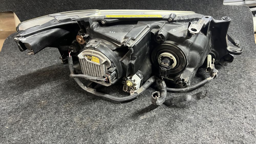 Передние фары Камри 50