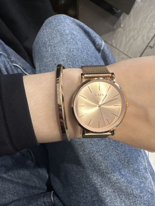 Продам часы!! 10.000