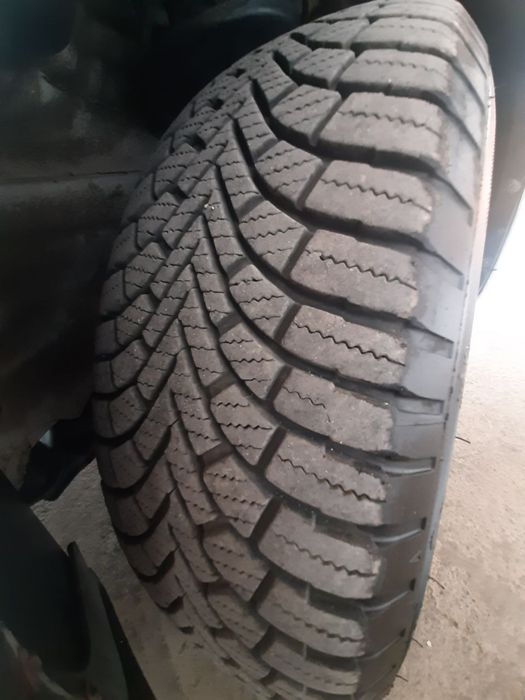 LACETTI сотилади 2010 йил 1 позиция нархи келишилади