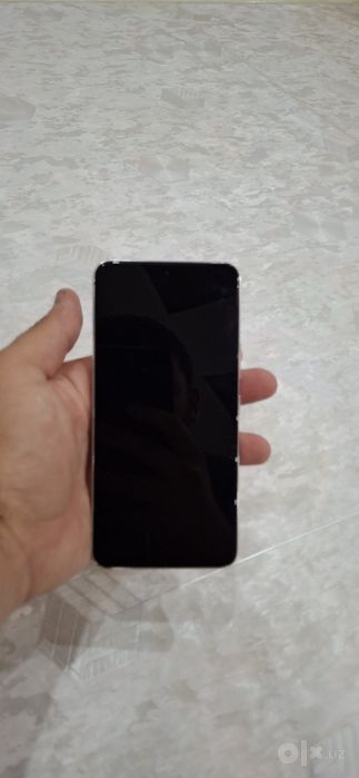 Samsung S22 8/256 gb