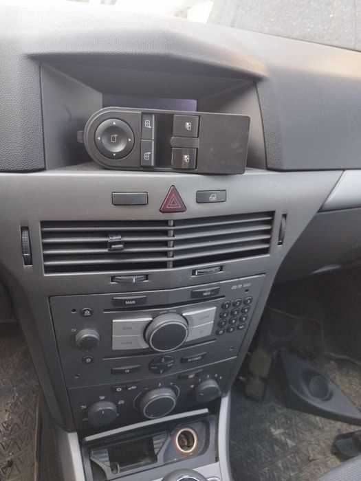Comanda geamuri / clima / aeroterma Opel Astra H