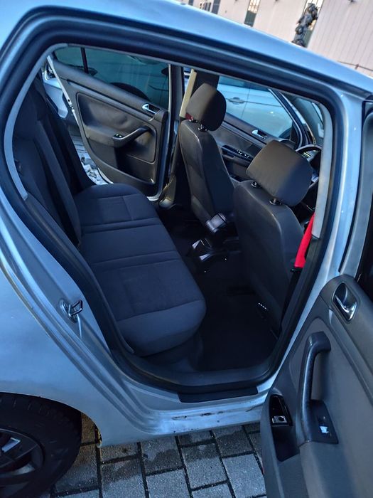 Golf 5 de vânzare
