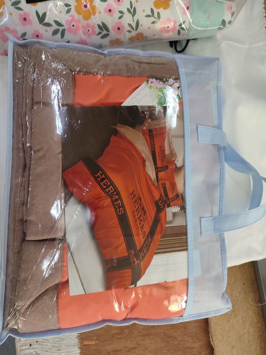 Ko'rpa Yostiq pakrival