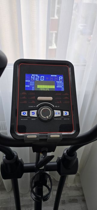 Bicicletă Eliptică OMA Fitness Exceed E30 – Stare Impecabilă, ca Nouă