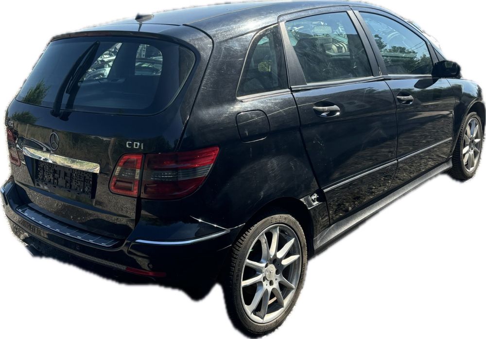 Mercedes w245 B-class 180cdi Мерцедес Б-класа 180цди на части!!