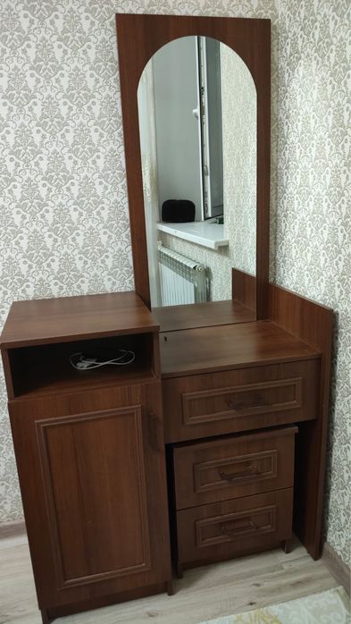 Спальний гарнитур