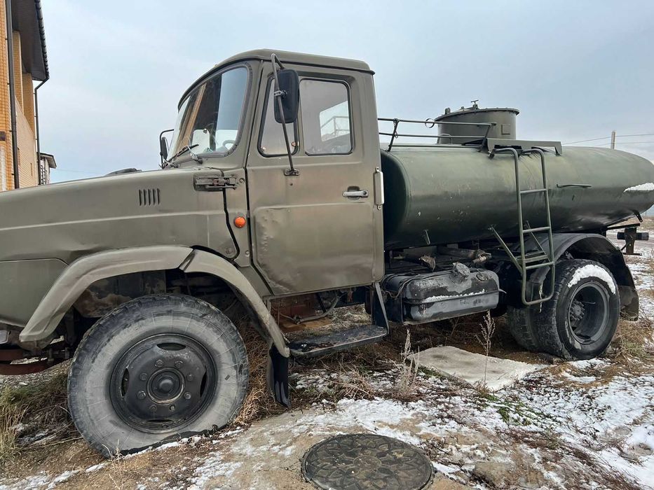 Продется ЗиЛ цистерна/бензовоз