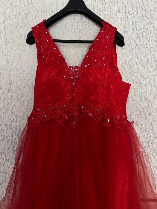 Червена официална рокля XXXL (50) – като нова, обличана 1 път