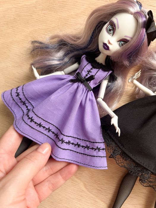 Rochițe pentru papuși monster high