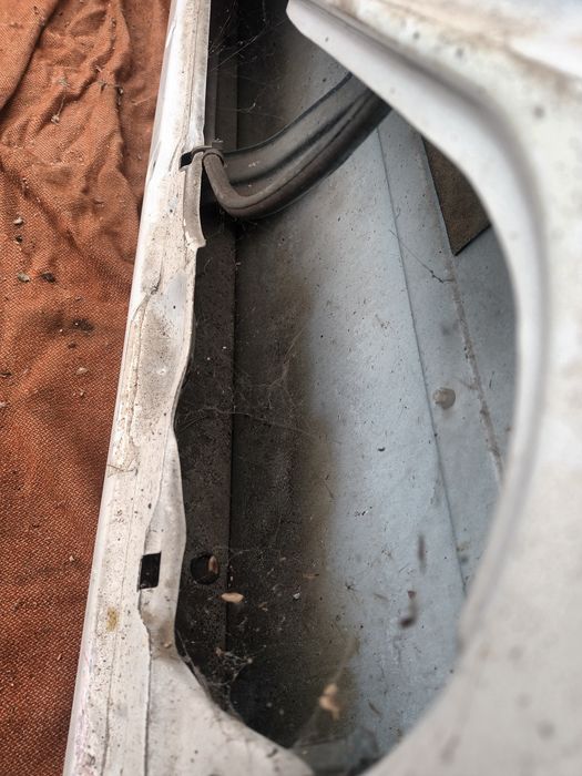 Usa stanga dreapta bmw e30 ursulet