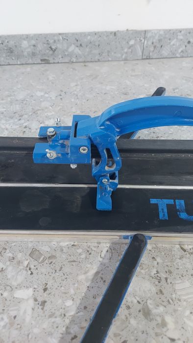 Плиткорез Совершенно Новый