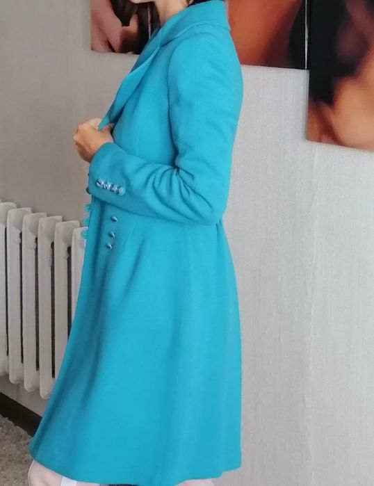 Продам пальто, плащ. Идеальное состояние!