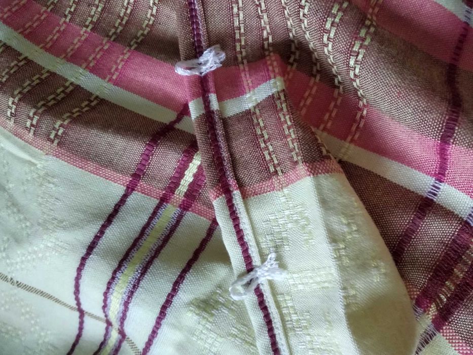 2 теневые шторы и 1 отрез ткани