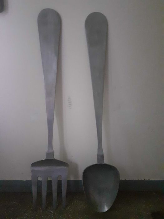 Vand set lingura si furculita, pt decor pensiuni/restaurante, 400 lei