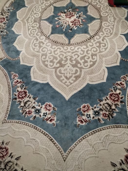 Продам ковер 35000