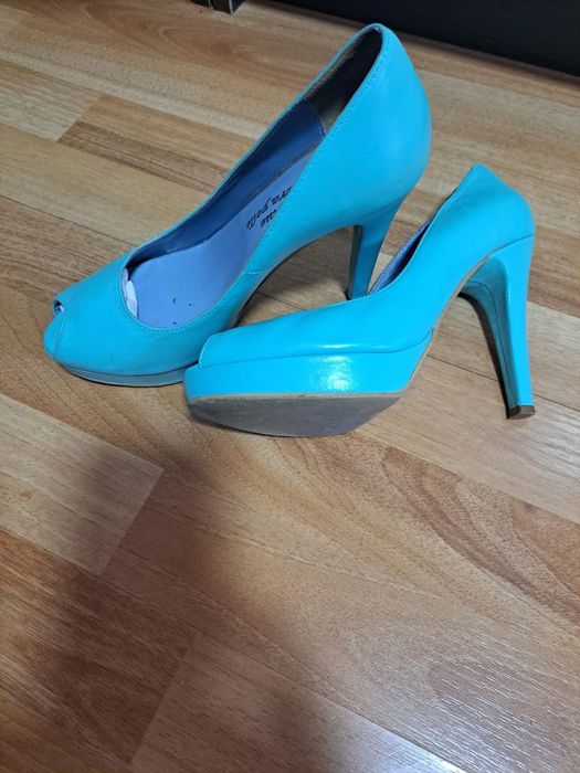Pantofi piele turcoaz