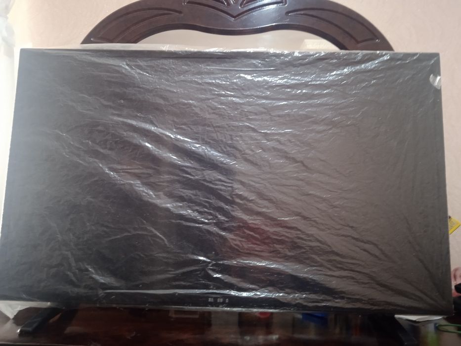 Televizor sotiladi Samsung firma 32 tali