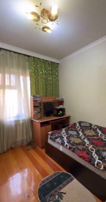 Продается квартира Юнусабад 14кв 4/3/5