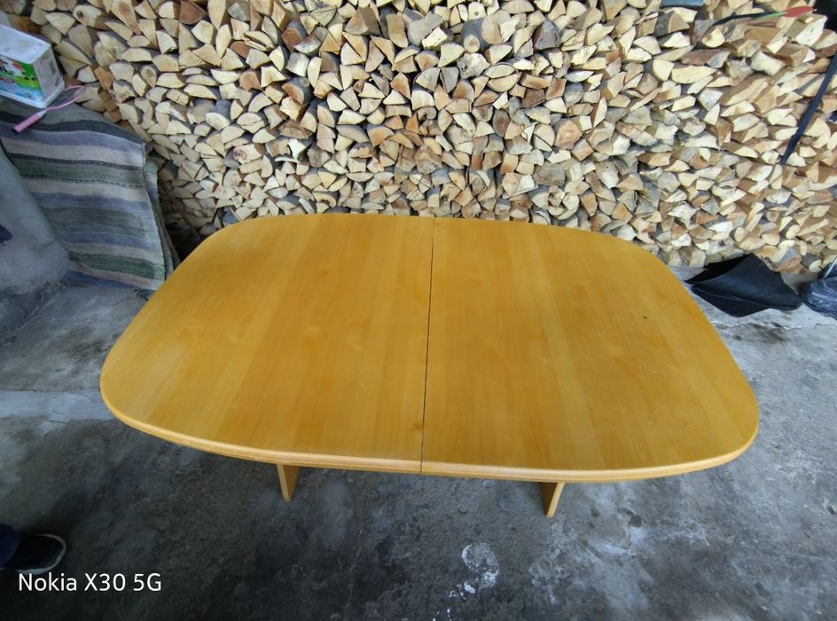 Разтегателна маса