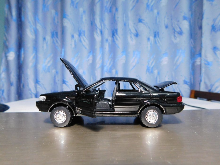 macheta metal Diapet Nissan Bluebird SSS Attesa Japonia NOU