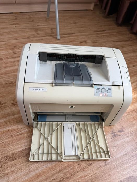 (ТОРГ)Лазерный принтер HP LaserJet 1018