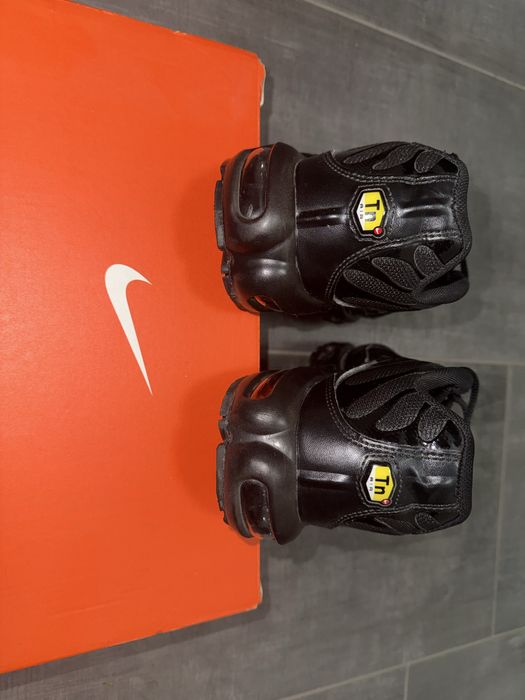 Спортни маратонки Nike air max tn